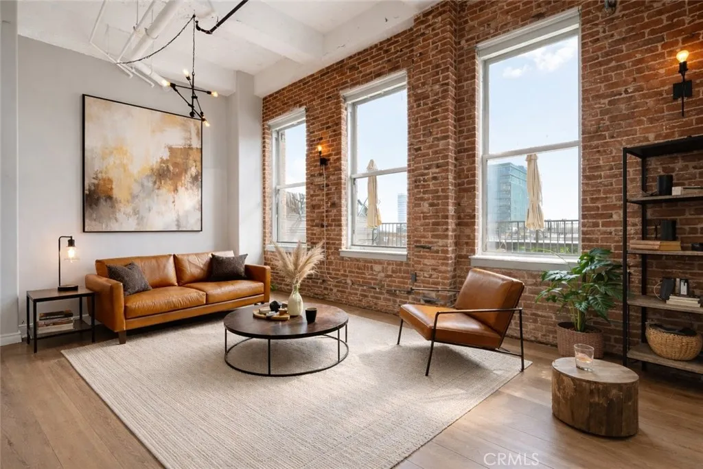 Additional image 24 of 215 W 7th St, Los Angeles, CA 90014