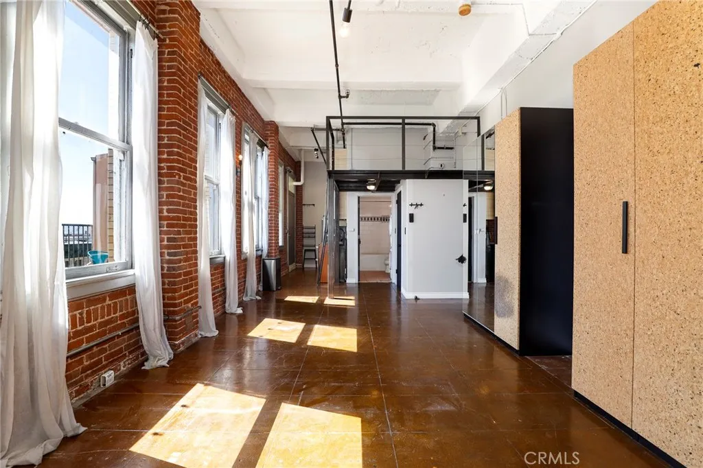 Additional image 9 of 215 W 7th St, Los Angeles, CA 90014