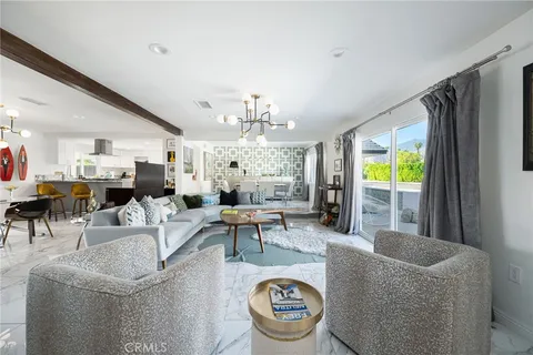 1190 S Calle Marcus, Palm Springs, CA MLS: PW25026577
