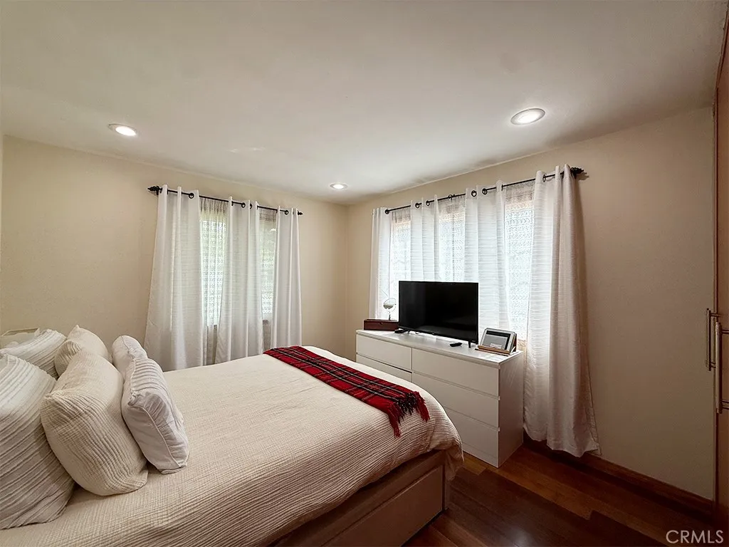 Additional image 50 of 555 Hickory Lane, Pasadena, CA 91103