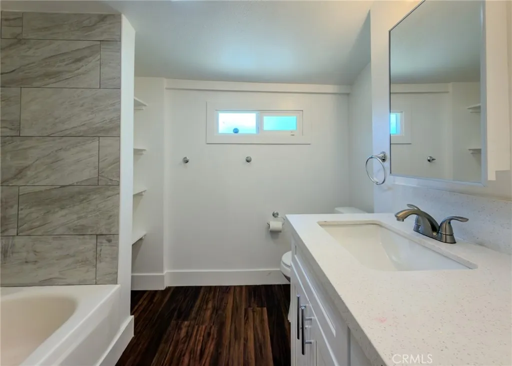 Additional image 35 of 112 Crystal St, Taft, CA 93268