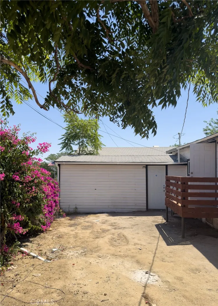 Additional image 46 of 112 Crystal St, Taft, CA 93268
