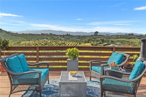 31725 Rancho Amigos Road, Bonsall, CA MLS: SW25081546