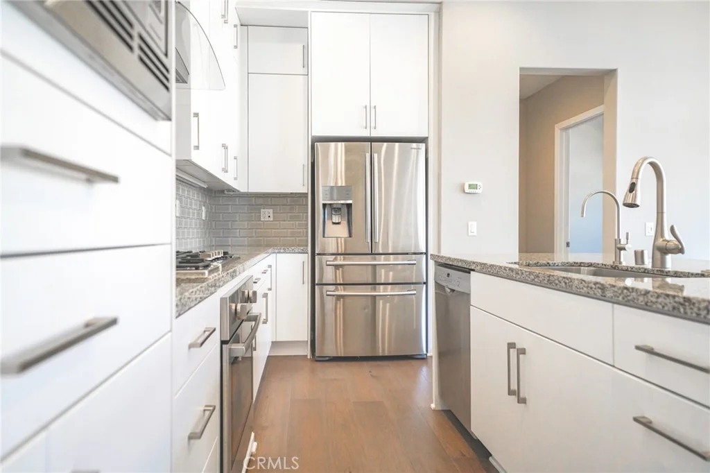 183 Excursion, Irvine, CA 92618 photo 4