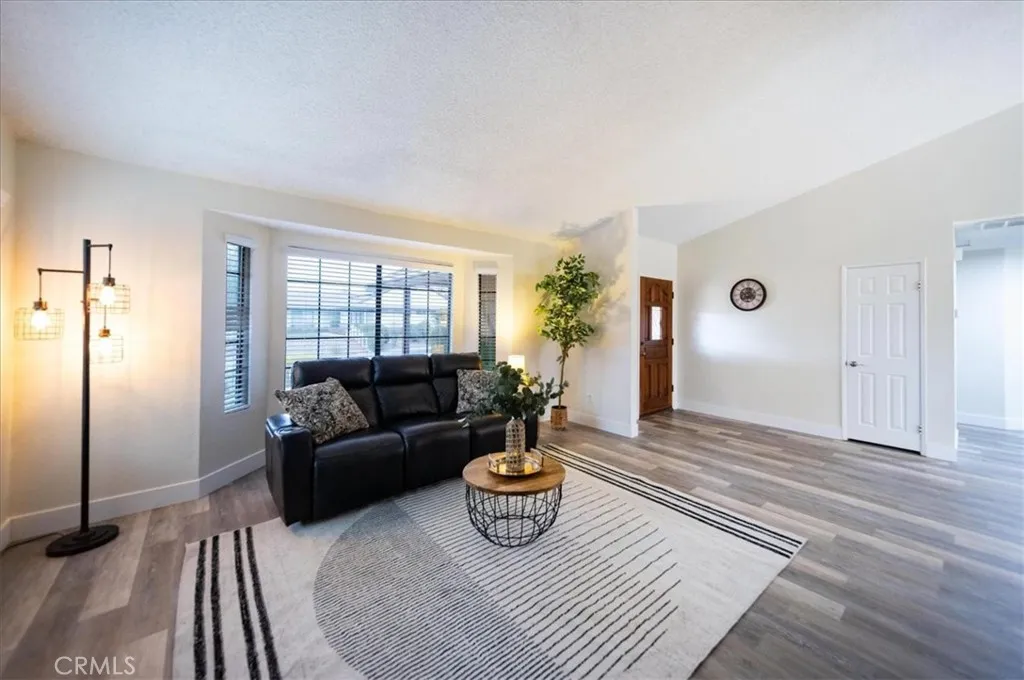 Additional image 7 of 30040 Spray Dr, Canyon Lake, CA 92587