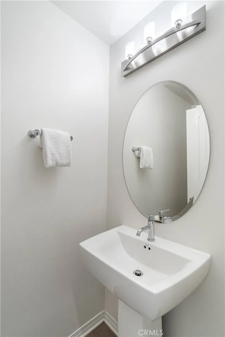 Additional image 66 of 5560 Boardwalk Unit 105, Hawthorne, CA 90250