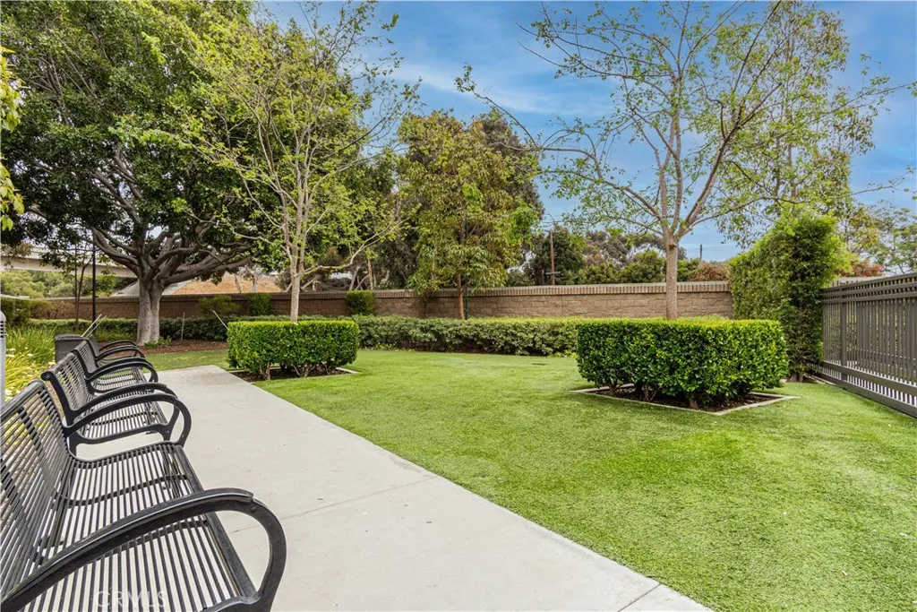 Additional image 86 of 5560 Boardwalk Unit 105, Hawthorne, CA 90250