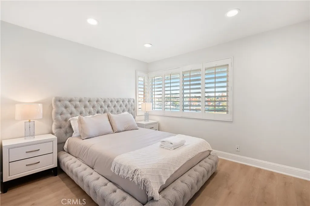 Additional image 84 of 25 LakeView Unit 60, Irvine, CA 92604