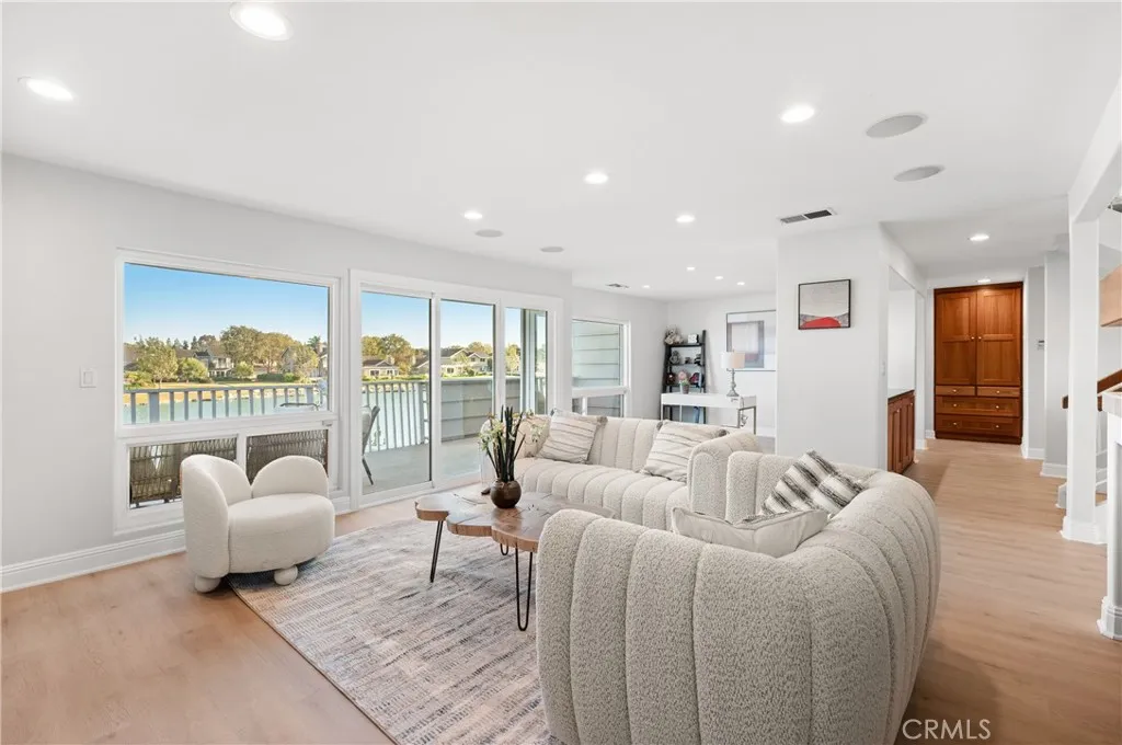Additional image 96 of 25 LakeView Unit 60, Irvine, CA 92604