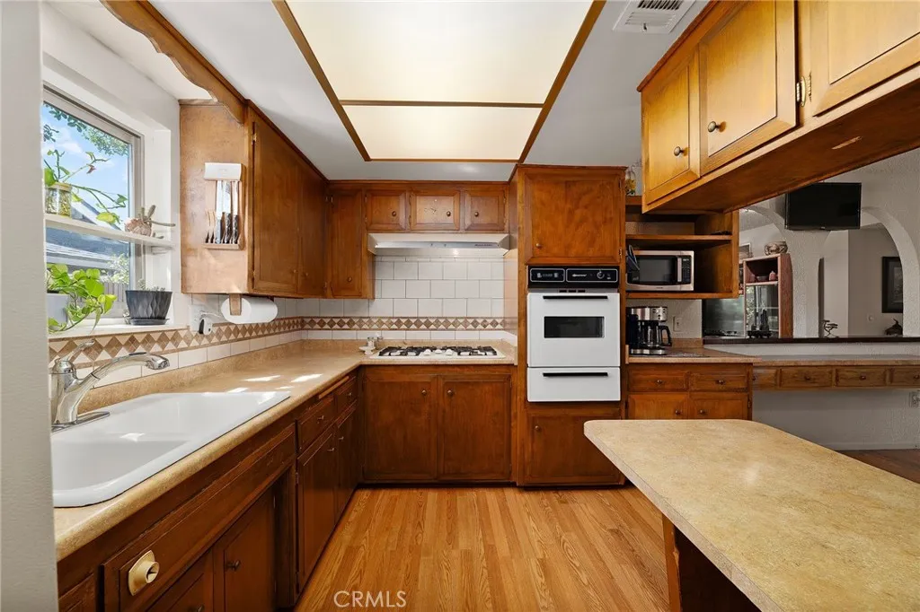 Additional image 54 of 9766 Kimberly Avenue, Montclair, CA 91763