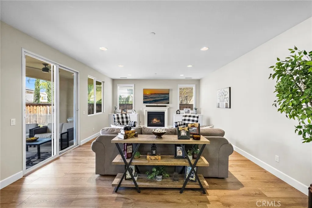 Additional image 4 of 11514 Elderberry Ln, Corona, CA 92883
