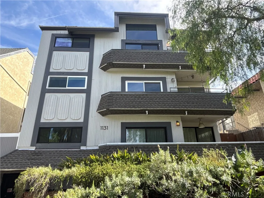 Additional image 2 of 1131 12th St Unit 104, Santa Monica, CA 90403