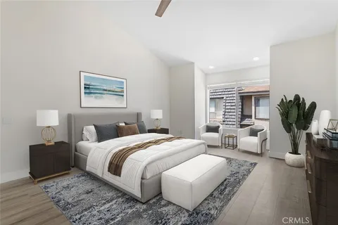5461 Newcastle Avenue Unit 14, Encino, CA MLS: SR25097769