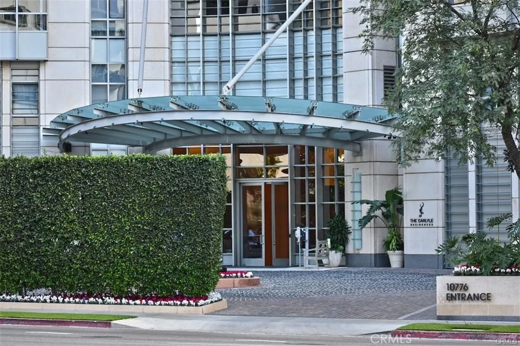 Additional image 2 of 10776 Wilshire Blvd Unit 404, Los Angeles, CA 90024