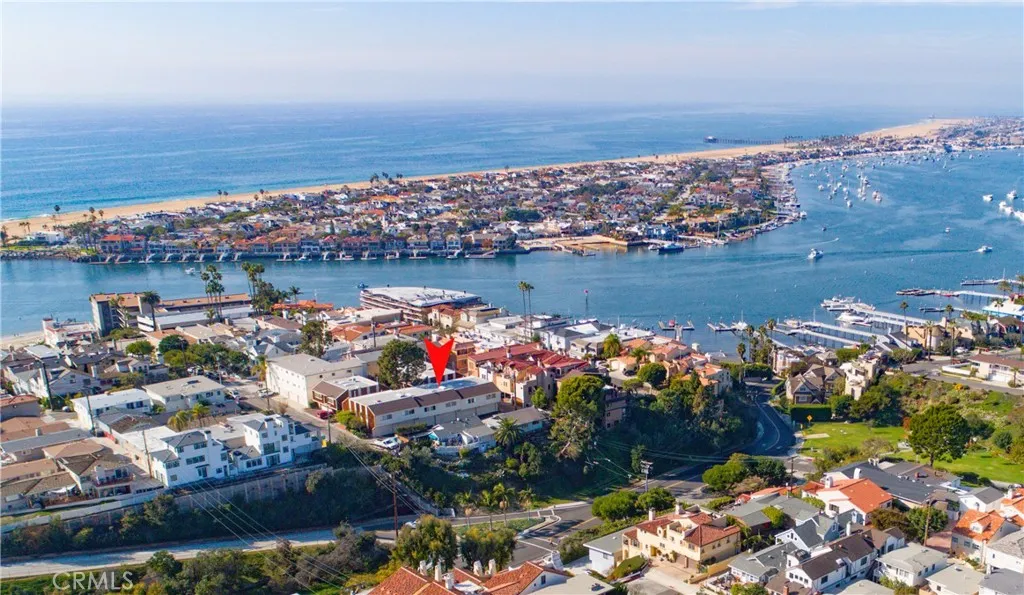 325 Dahlia Place, Corona Del Mar, CA 92625