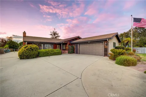 1240 W Tefft Street, Nipomo, CA MLS: PI25085865