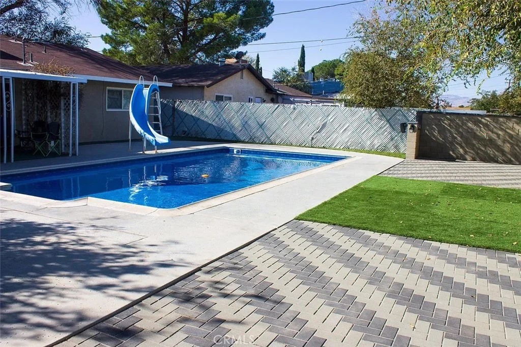 332 Perdew Ave, Ridgecrest, CA 93555