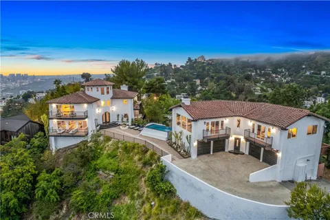 8300 Grand View Drive, Los Angeles, CA 90046 - MLS#: SR25069673