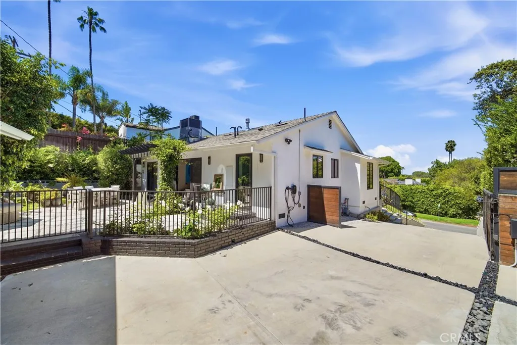 Additional image 19 of 13646 Valley Vista Blvd, Sherman Oaks, CA 91423