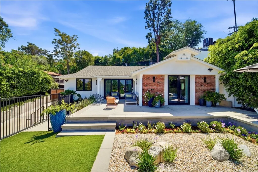 Additional image 32 of 13646 Valley Vista Blvd, Sherman Oaks, CA 91423
