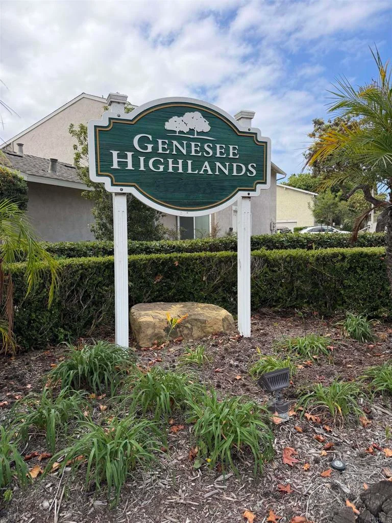 8025 Camino Kiosco, San Diego, CA 92122