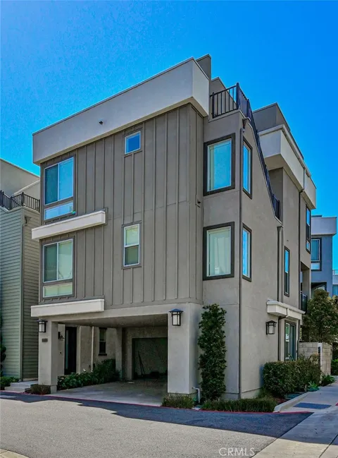 1643 Bridgewater Way, Costa Mesa, CA MLS: OC25073838