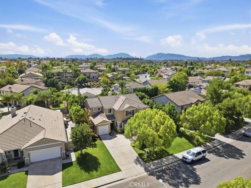31945 Pasos Place, Temecula, CA 92591