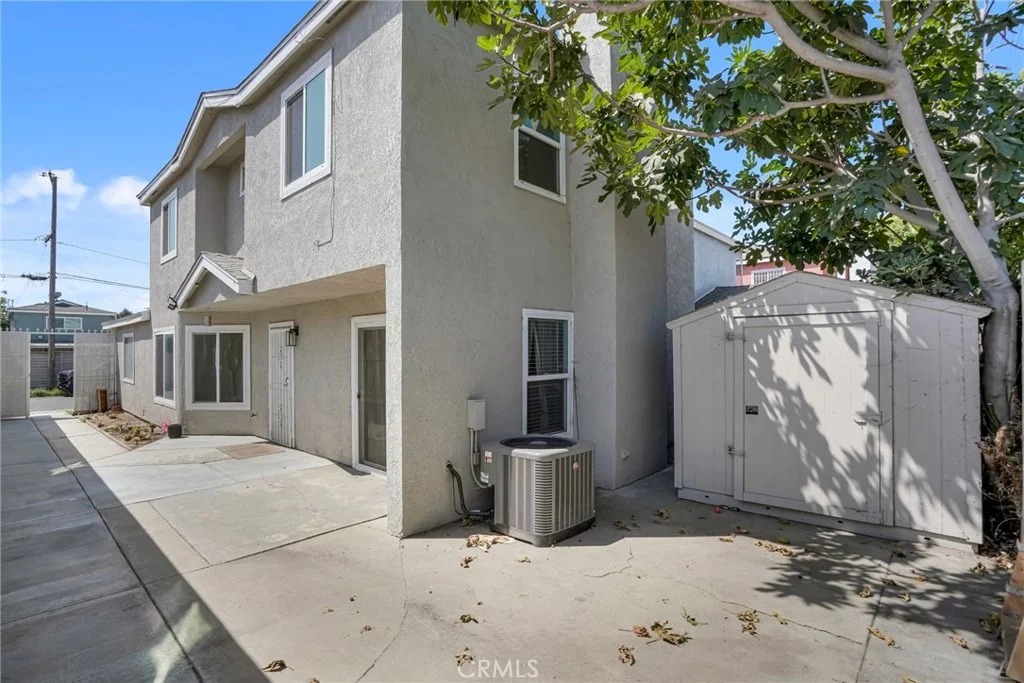 237 Orleans Way, Long Beach, CA 90805