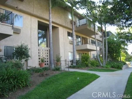 2354 Via Mariposa W Unit 2F, Laguna Woods, CA 92637