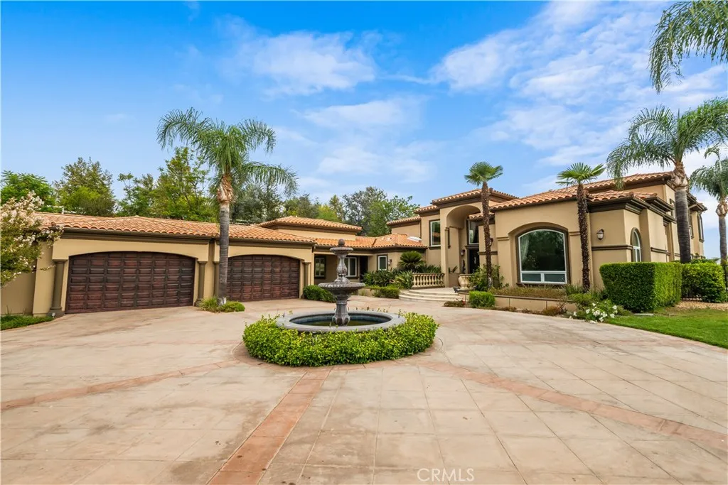 5985 Annie Oakley Rd