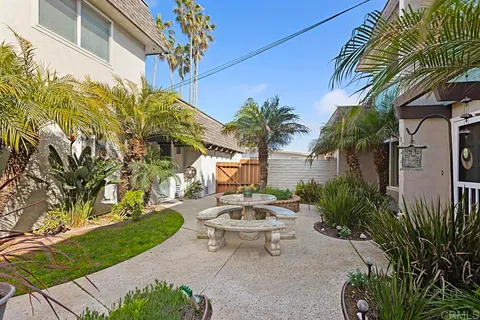 685 Seacoast Drive, Imperial Beach, CA MLS: PTP2501883