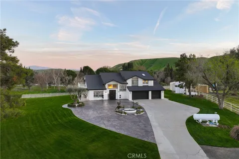 10711 Round Mountain Road, Bakersfield, CA MLS: SR25049354