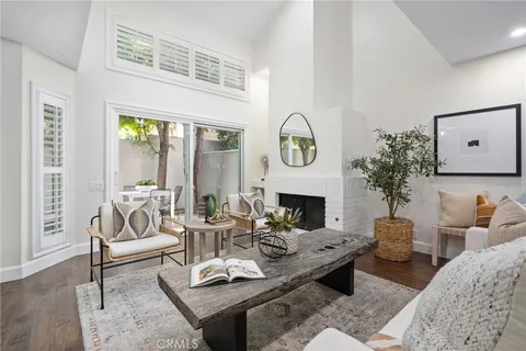 189 Admiral Way, Costa Mesa, CA 92627 - MLS#: OC25046132