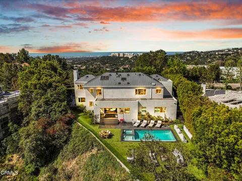 1116 Linda Flora Drive, Los Angeles, CA MLS: P1-22174