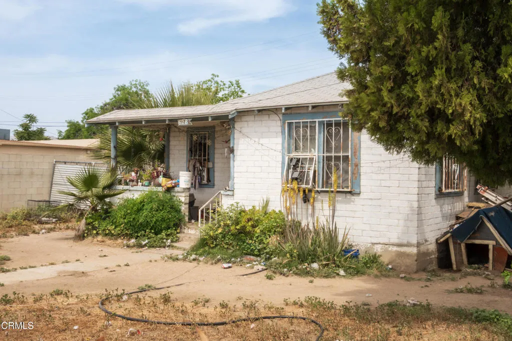 Additional image 43 of 628 E 3rd Street, Bakersfield, CA 93307