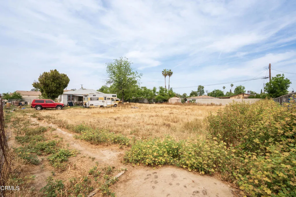 Additional image 39 of 628 E 3rd Street, Bakersfield, CA 93307