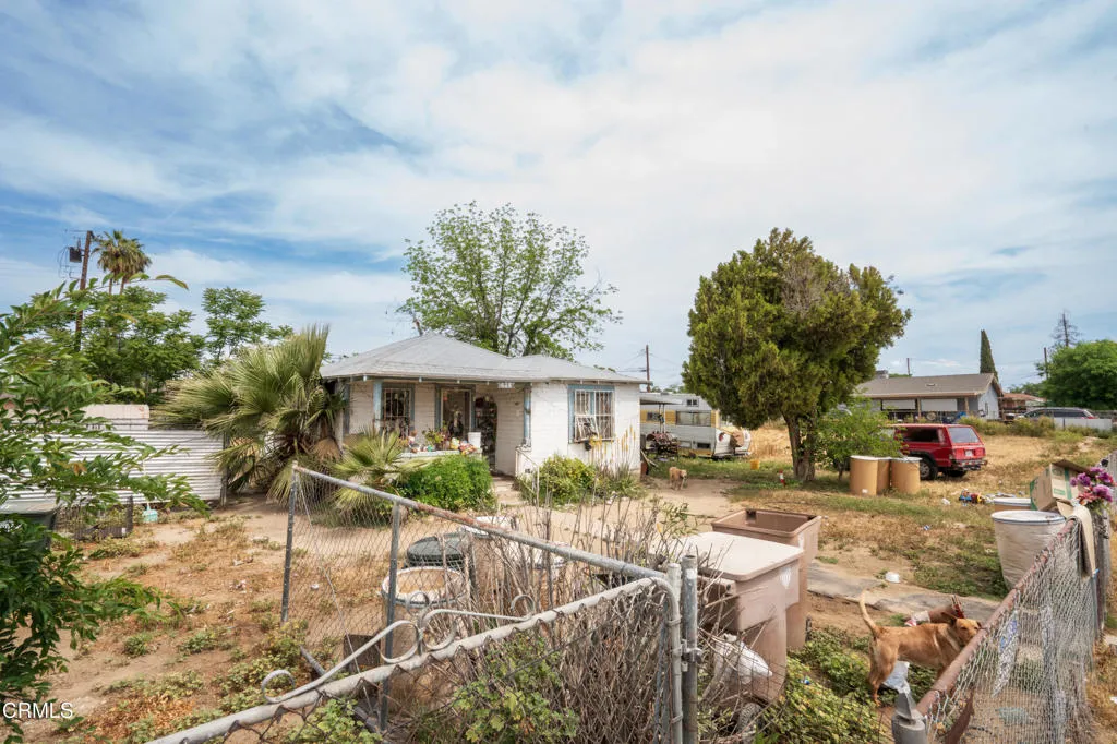 Additional image 21 of 628 E 3rd Street, Bakersfield, CA 93307