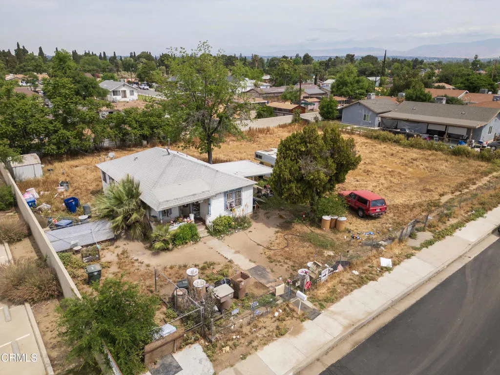 Additional image 11 of 628 E 3rd Street, Bakersfield, CA 93307