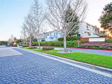 2800 Plaza Del Amo Unit 506, Torrance, CA MLS: PV25025967
