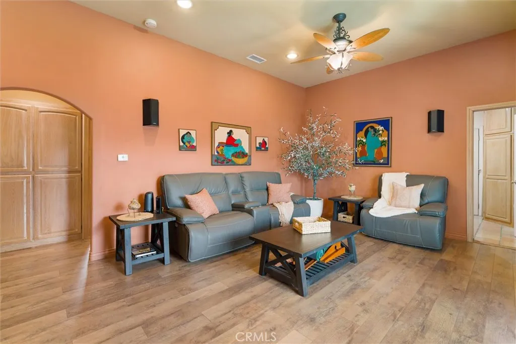 Additional image 49 of 518 W 213th St, Carson, CA 90745