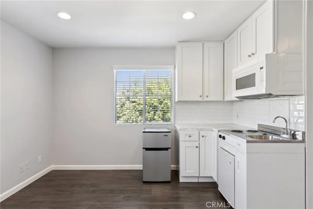 Additional image 63 of 16762 Otsego Street, Encino, CA 91436