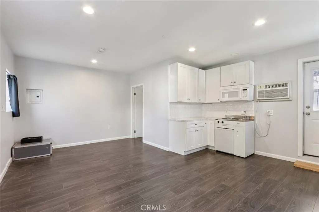 Additional image 124 of 16762 Otsego Street, Encino, CA 91436