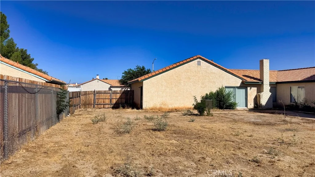 16237 Westland Dr, Victorville, CA 92395