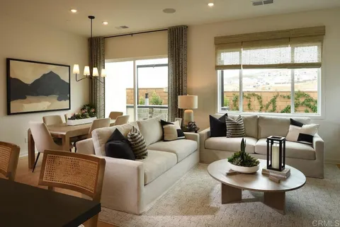 1715 Avenida Tealing Unit 1, Chula Vista, CA MLS: NDP2503656