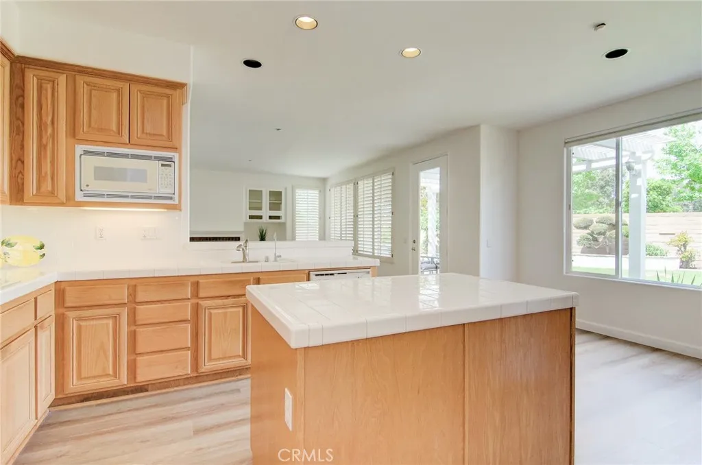 Additional image 87 of 425 Downey Ln, Placentia, CA 92870