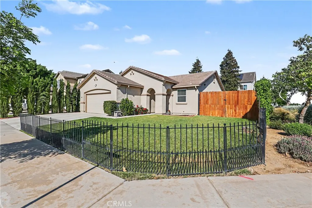 Additional image 3 of 494 Lily Dr, Merced, CA 95341