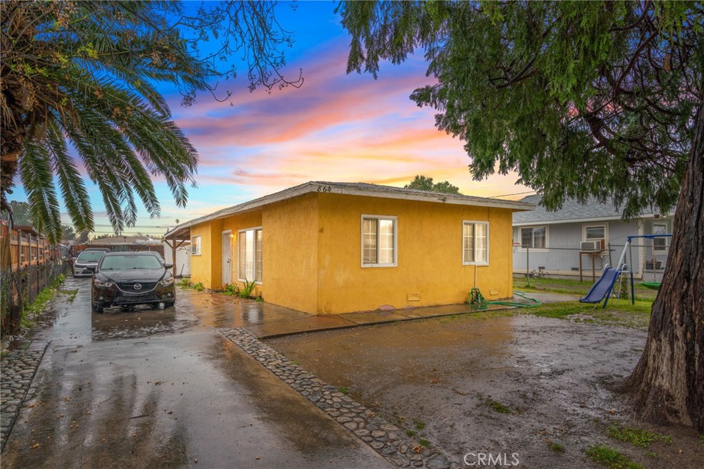 864 N K Street, San Bernardino, CA 92411 - MLS#: IV23043006