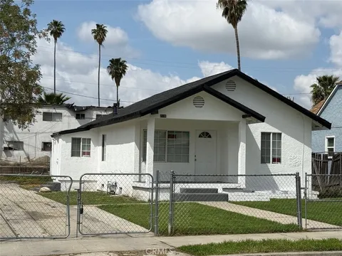 2036 Wall Avenue, San Bernardino, CA 92404 - MLS#: PW25074082