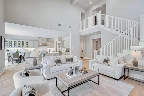 100 Bozeman, Irvine, CA MLS: PW25059907