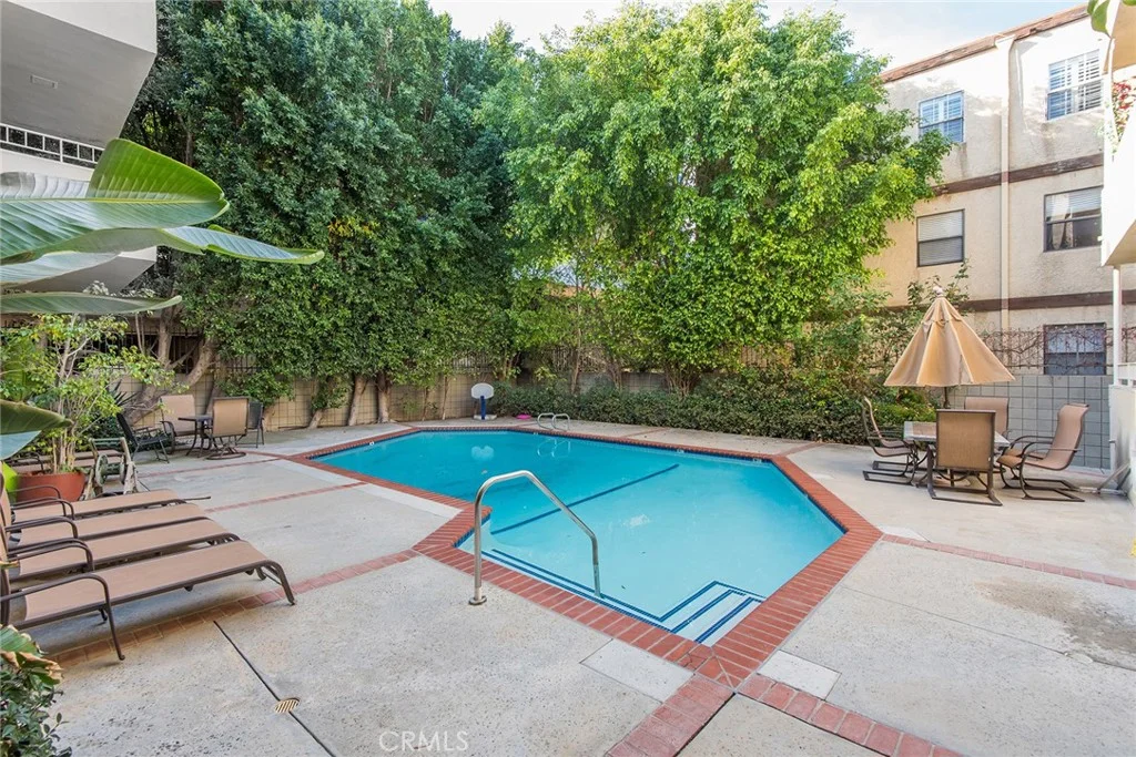 16012 Moorpark St Unit 302A, Encino, CA 91436